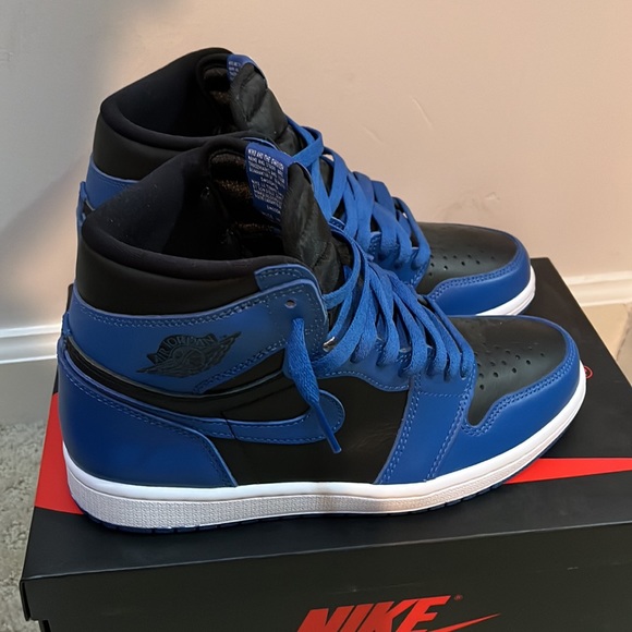 Jordan 1 High - Picture 3 of 5